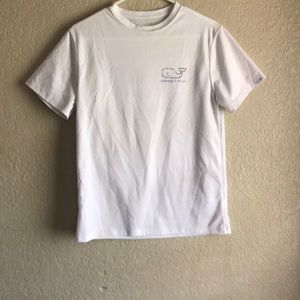 Vineyard vines performance tee